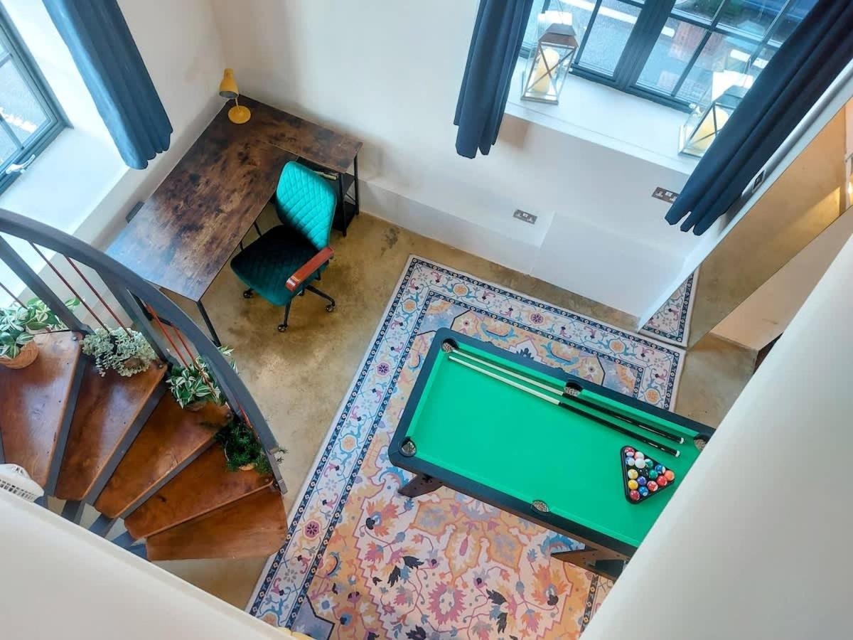 Converted Factory Loft Apartment ブリストル エクステリア 写真
