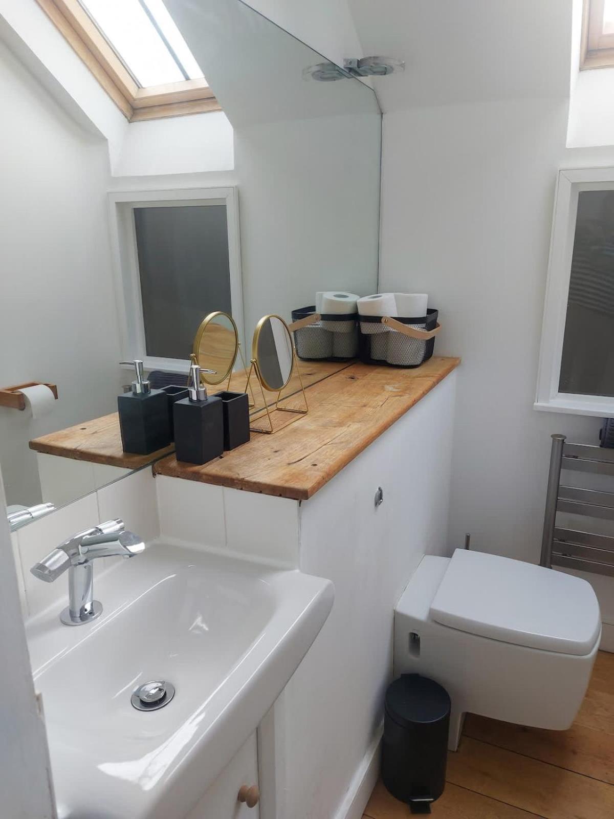 Converted Factory Loft Apartment ブリストル エクステリア 写真